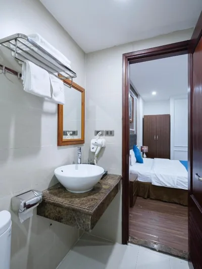 New Century Hotel – Ảnh 3